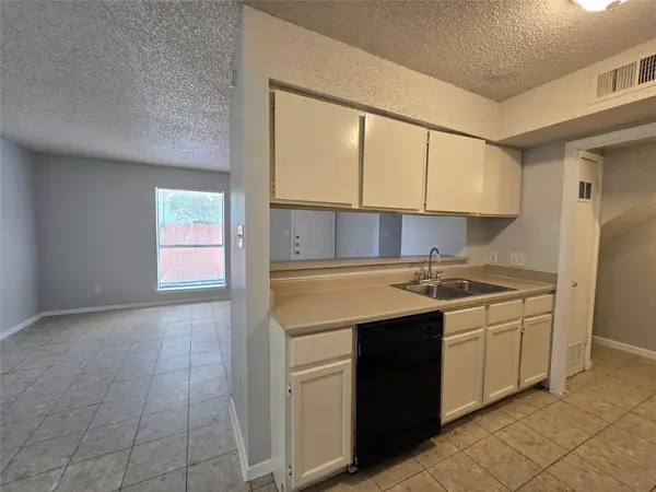 1309 Southport DR #D, Austin, TX 78704