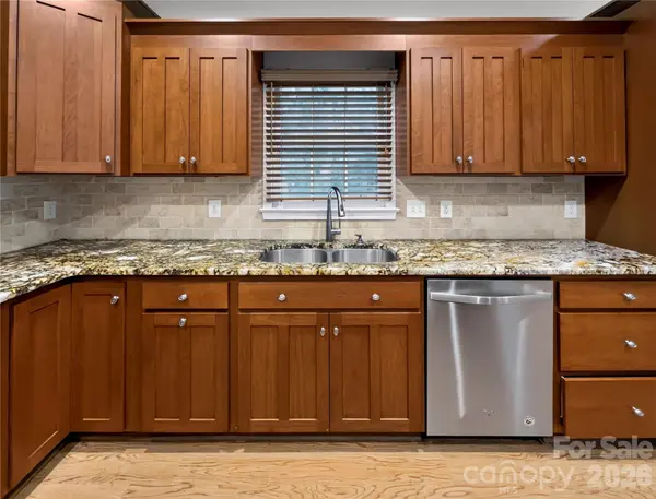123 Trumpet Branch RD, Olin, NC 28660