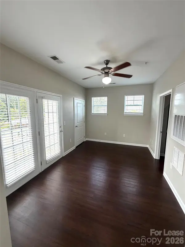 4310 Park RD #308, Charlotte, NC 28209