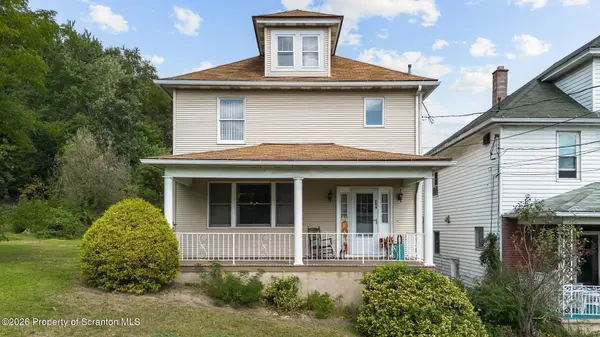 204 Lillibridge ST, Blakely, PA 18452