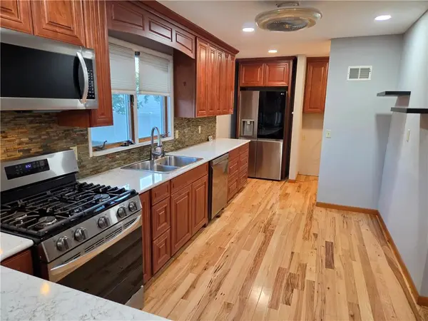 26427 W 321st TER, Paola, KS 66071