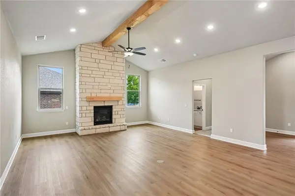 22675 W 89th ST, Lenexa, KS 66227