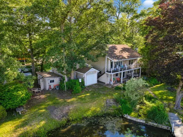 11080 E Iroquois RD, Walkerton, IN 46574
