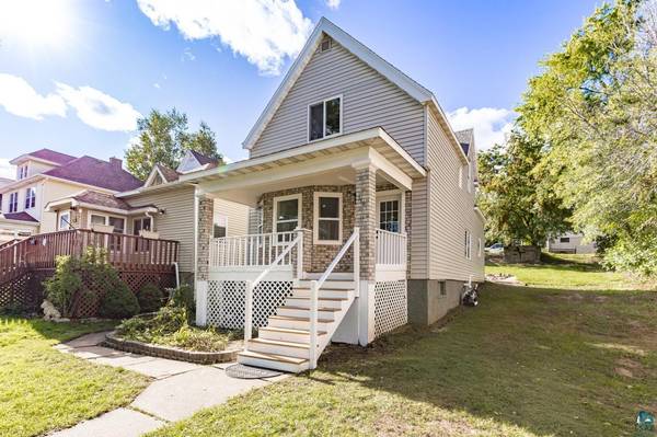 2407 W 6th St, Duluth, MN 55806