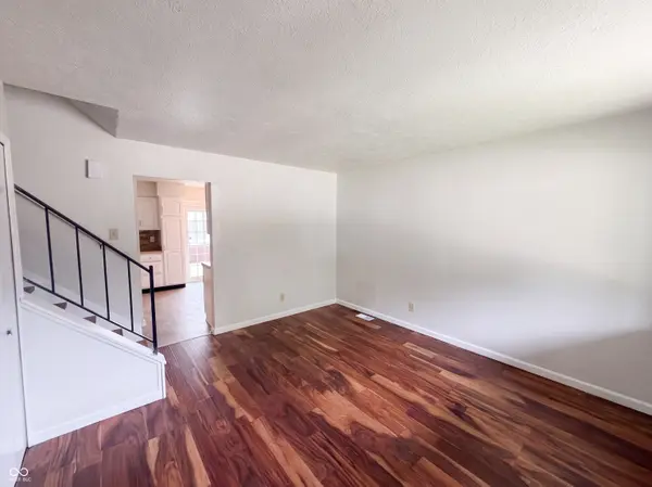 7533 Ardwell DR, Indianapolis, IN 46237