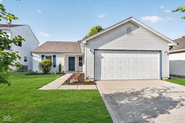 6943 Beargrass CT, Indianapolis, IN 46241