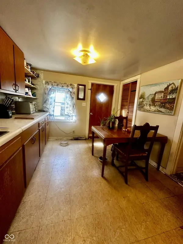 1042 Avenue E, Greencastle, IN 46135