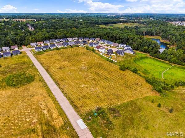 2 Brune Business Park CT, Warrenton, MO 63383