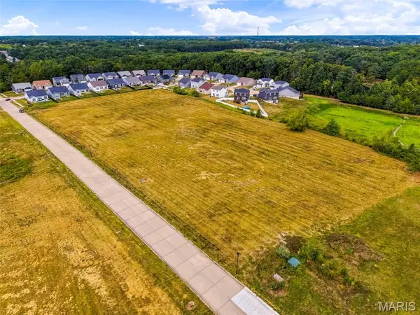 2 Brune Business Park CT, Warrenton, MO 63383