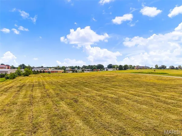 2 Brune Business Park CT, Warrenton, MO 63383