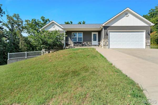 1077 S Shore DR, Catawissa, MO 63015