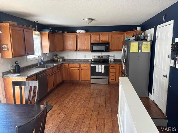 398 Mark AVE, Jackson, MO 63755