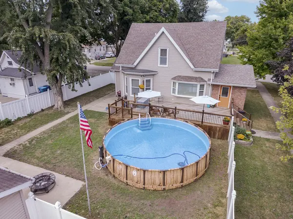 921 N Plum ST, Pontiac, IL 61764
