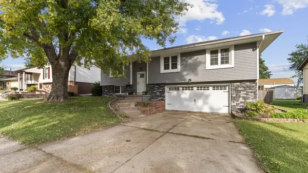 5807 FILLMORE ST, Davenport, IA 52806