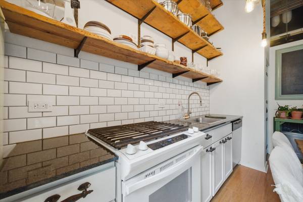 20 N State ST #1013, Chicago, IL 60602