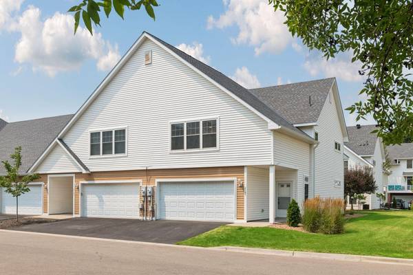 2143 Old School RD, Mound, MN 55364