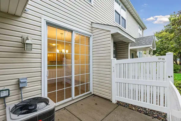 9285 Holly LN N, Maple Grove, MN 55311