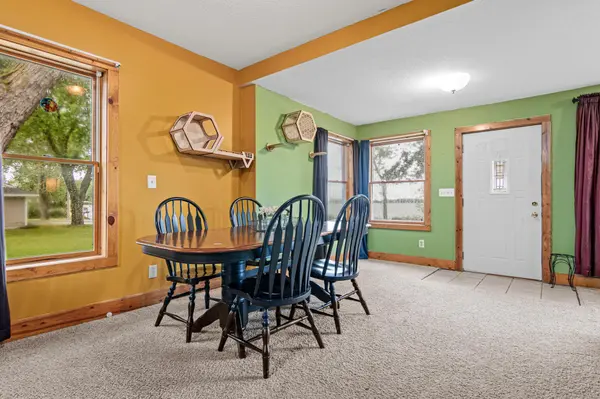 1104 Main ST W, Silver Lake, MN 55381