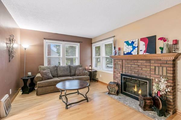 4412 Newton AVE N, Minneapolis, MN 55412
