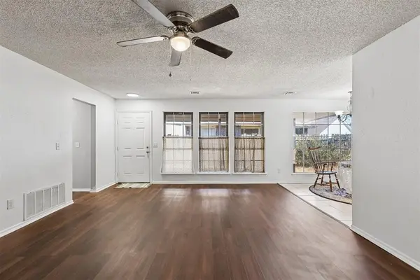 219 Park PL, Midwest City, OK 73110