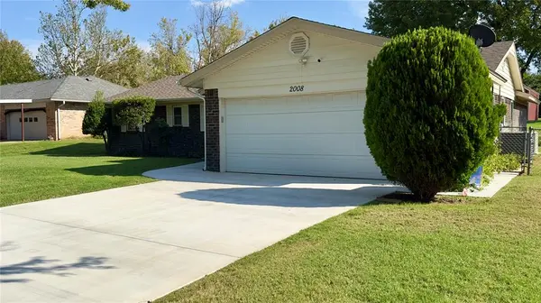 2008 W Cedar Ridge DR, Mustang, OK 73064