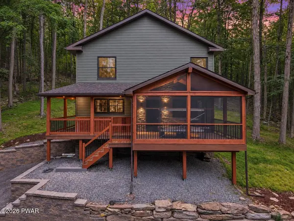 159 Lennon RD, Greentown, PA 18426