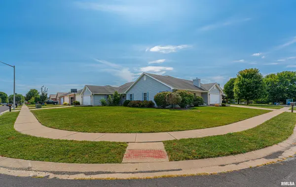 3610 Troon DR, Springfield, IL 62712