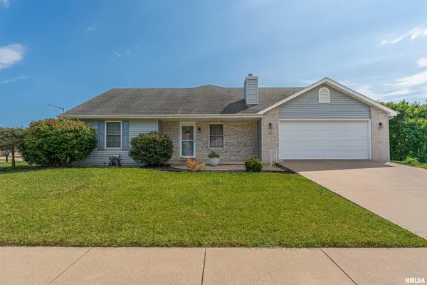 3610 Troon DR, Springfield, IL 62712
