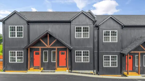 1479 William Holt Blvd, Sevierville, TN 37862