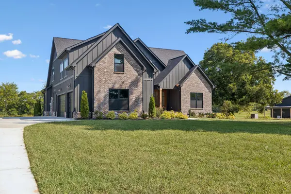 2418 River Rd, Murfreesboro, TN 37129