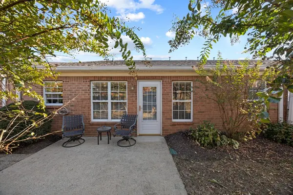 20 Holland Park Ln, Franklin, TN 37069
