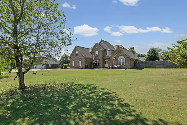 713 ELIZABETH DR, Atoka, TN 38004