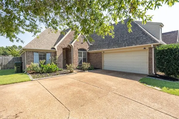 7672 ROMERO DR,  Bartlett,  TN 38002