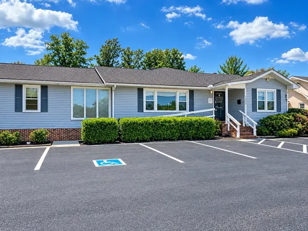 1402 Willow Dr, Manchester, TN 37355