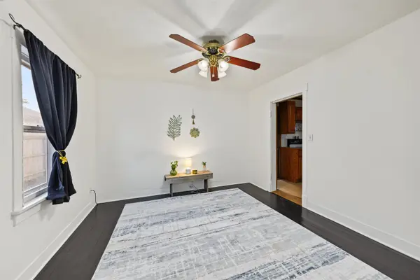1117 N 8th St, Salina, KS 67401