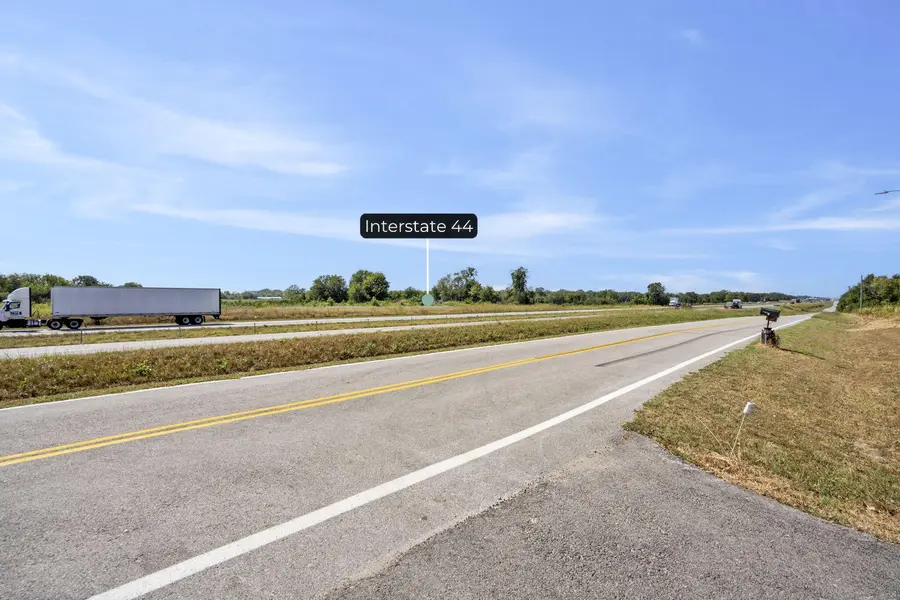 6057 W Independence DR, Springfield, MO 65802