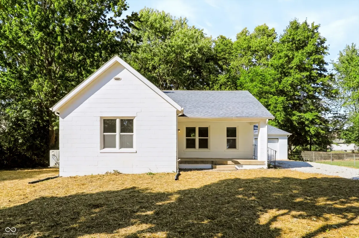 6966 W Lora DR, Boggstown, IN 46110