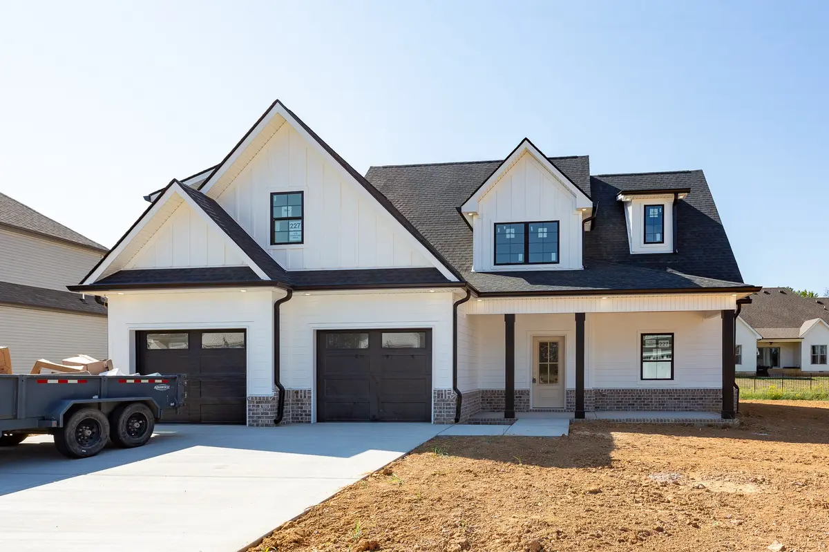 1155 Chagford Drive, Clarksville, TN 37043