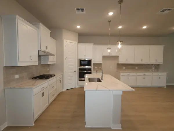 821 Purmela ST, Leander, TX 78641
