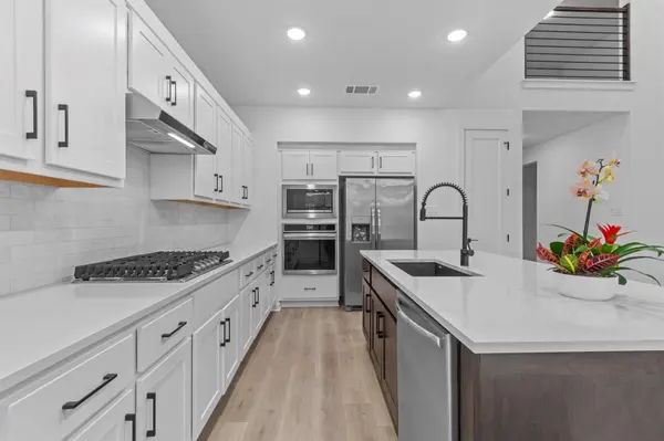 547 Billowing WAY, Kyle, TX 78640