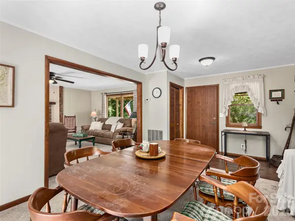 185 Indian Springs RD, Clyde, NC 28721