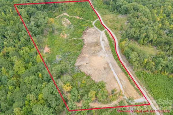 1513 Debutary RD, Great Falls, SC 29055