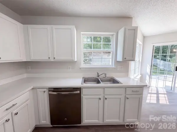 3978 Shasta CIR, Clover, SC 29710