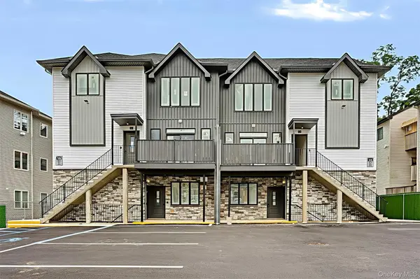 16 Phyllis TER #301, Monsey, NY 10952