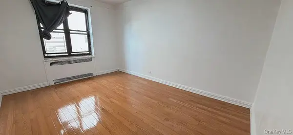 83-06 Vietor AVE #3J, Elmhurst, NY 11373