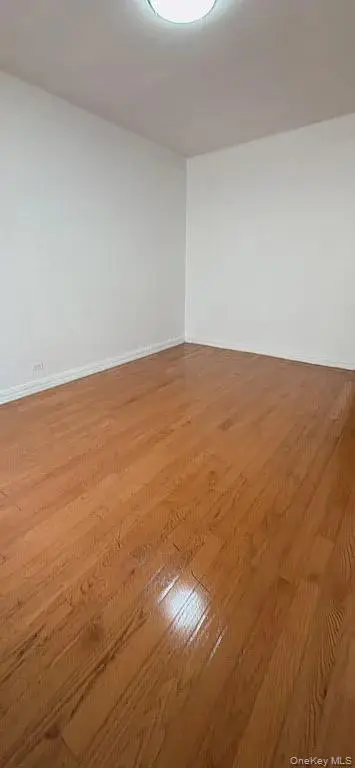 83-06 Vietor AVE #3J, Elmhurst, NY 11373