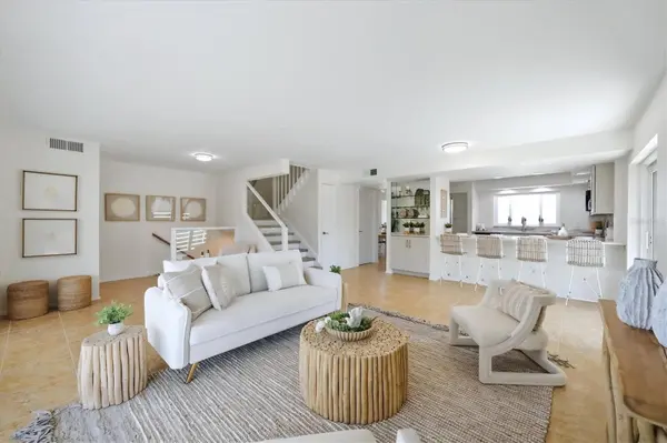 797 BENJAMIN FRANKLIN DR #9, Sarasota, FL 34236