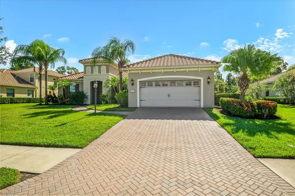 8256 LARKSPUR CIR, Sarasota, FL 34241