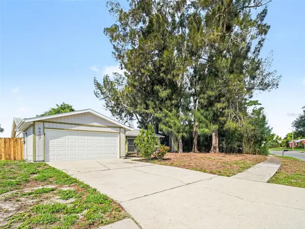 6607 36TH AVENUE DR W, Bradenton, FL 34209