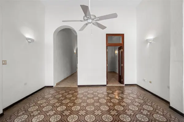 256 CALLE SAN SEBASTIAN #1, San Juan, PR 00901